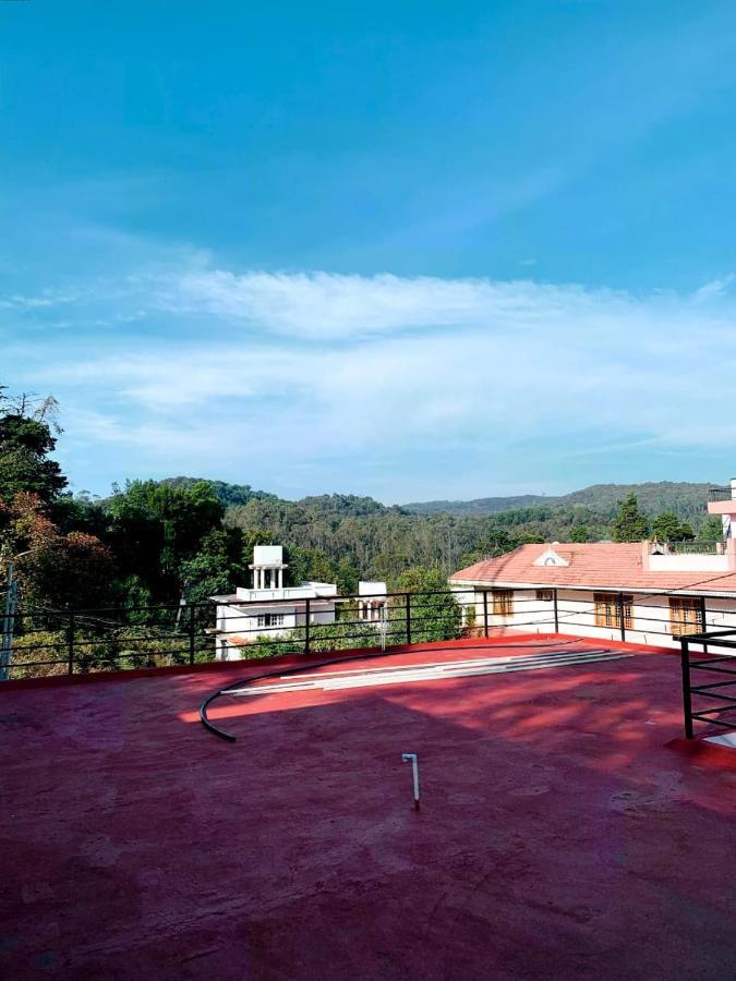 Kalyani Homestay Кодайканал Екстер'єр фото